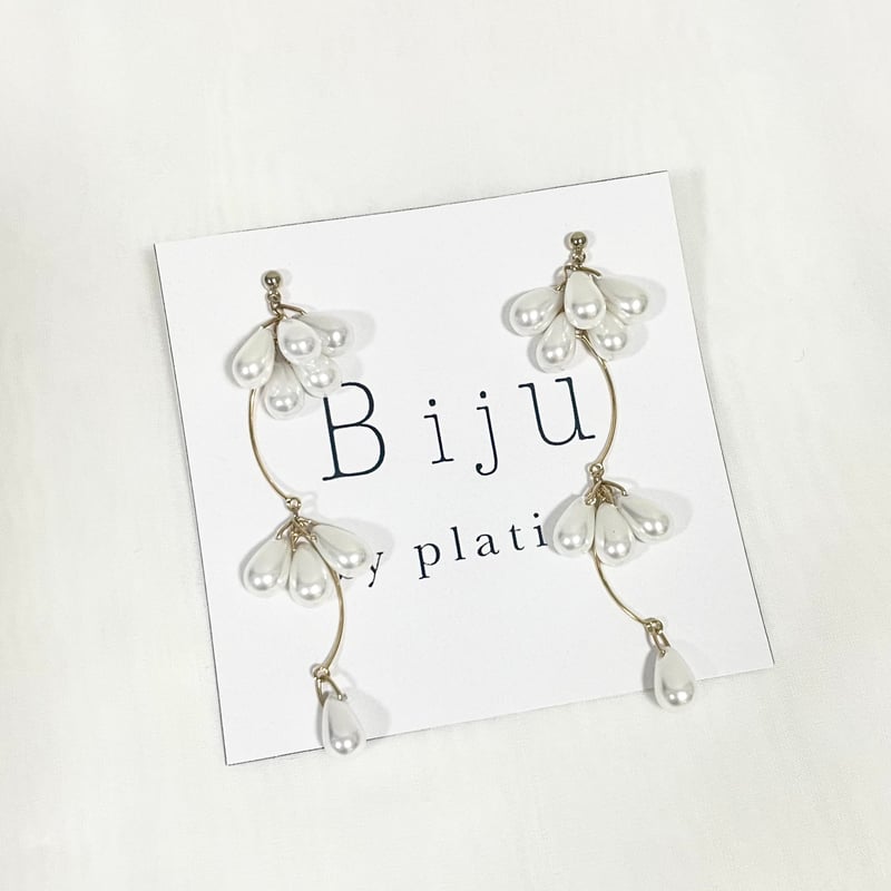 雫パールピアス | Biju by platine