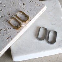 oval hoop pierce