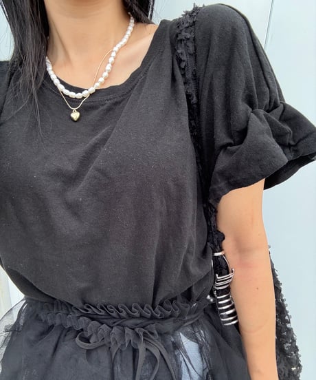 袖フリルTシャツ【BLACK】