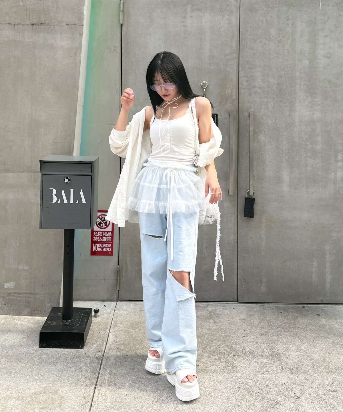 ストレートダメージデニム【Mサイズ】 | IMALIF