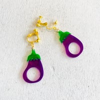 本物のナスビの被り物 | 天竺川原イベントGOODS