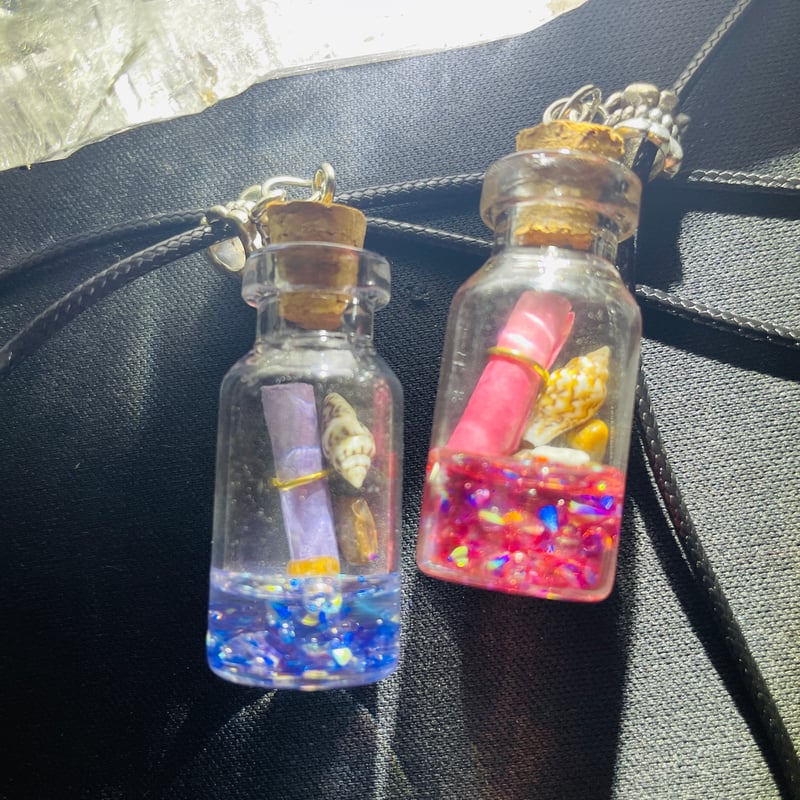 CiC　UR　05-003　小瓶の中の魔法使い CiC UR 05-003 小瓶の中の魔法使い