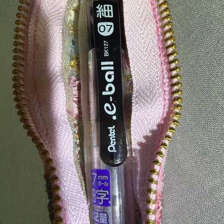 かわゆいかわゆい、1本ペン入れケース