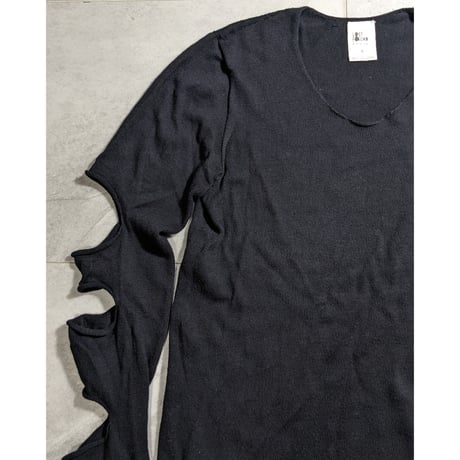 【LOST & FOUND by ria dunn】distressed bone knit