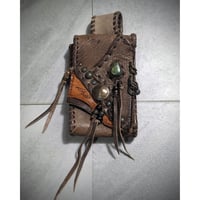 【Nomad】natural stone pierced leather poach