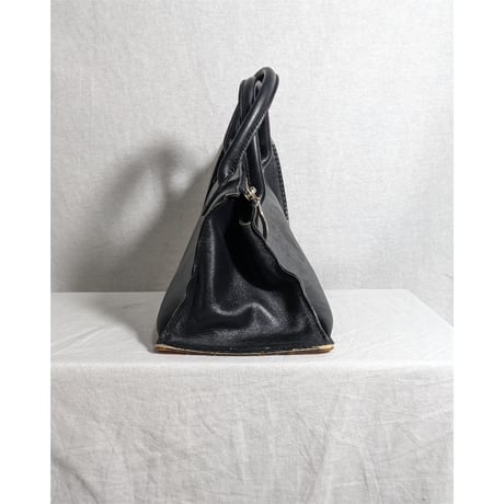【MASAKI MATSUSHIMA】1990s Asymmetrical Curved Leather Handbag