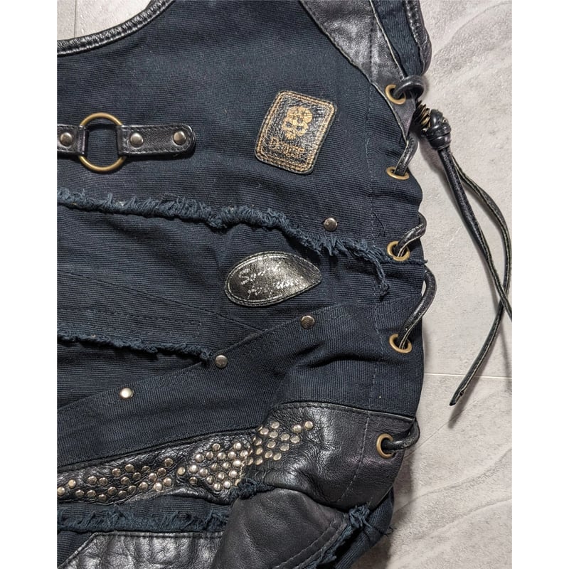 Kmrii】leather studs tote bag | Conglinoold
