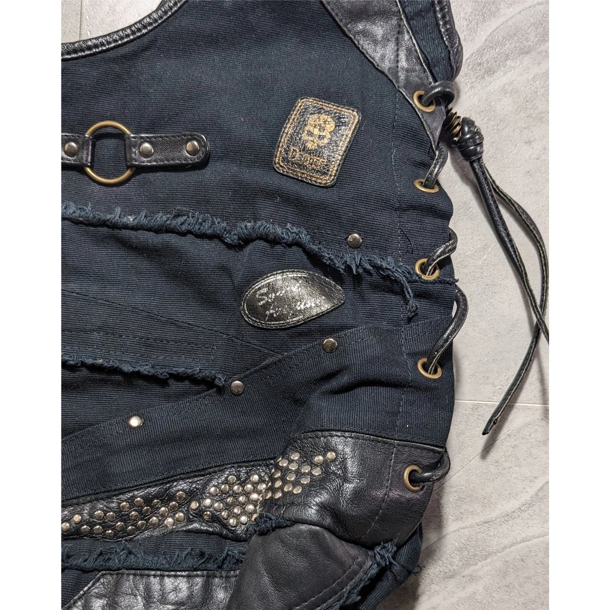 Kmrii】leather studs tote bag | Conglinoold