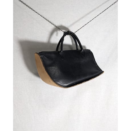 【MASAKI MATSUSHIMA】1990s Asymmetrical Curved Leather Handbag