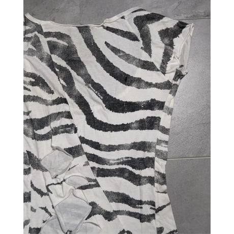 【HEAVEN AND EARTH】2000s earrings zebra T