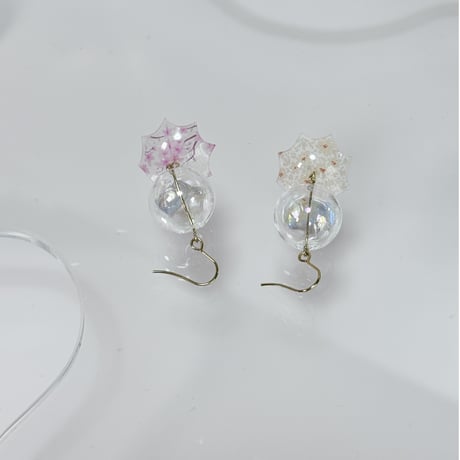 ゆれる傘とシャボン玉（ 満開桜・イエロー小花  ）