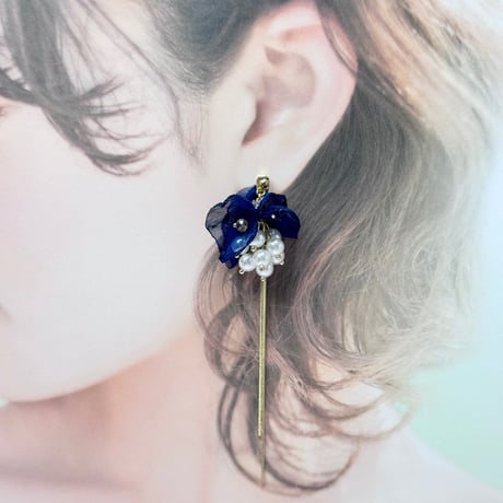 花シフォン&つぶつぶロングチェーン