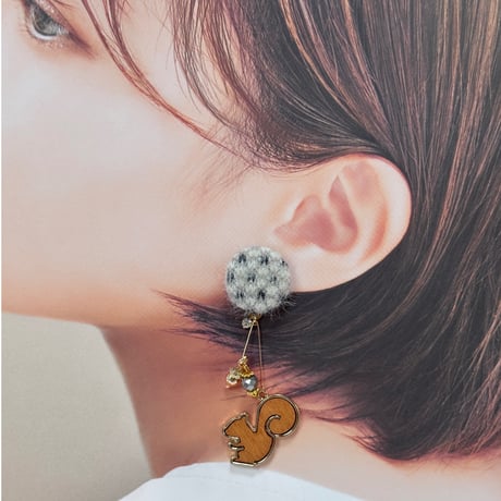 くるみウール×miniどんぐり付きウッドりす