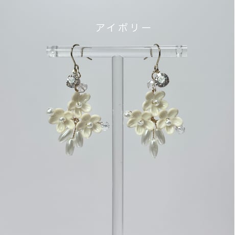 ラインスト－ン付き小花パール
