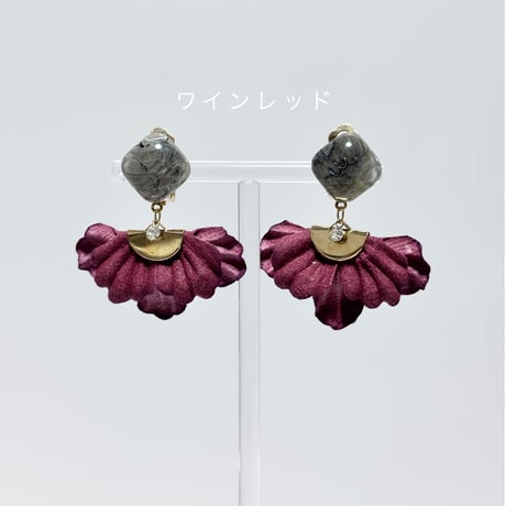 大理石風レジン×ふんわり花びら