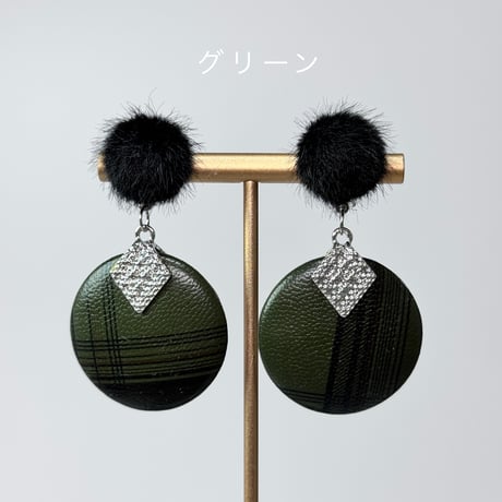くるみファー×チェック柄ラウンドレザー