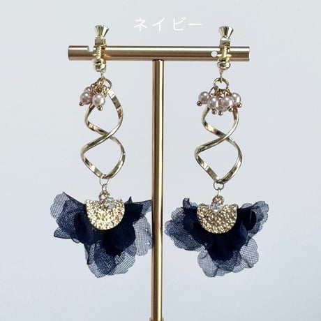 ツイストライン&シフォン／レースフラワー