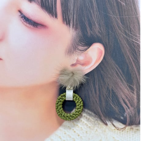ミンクファー×レザー付きringラタン