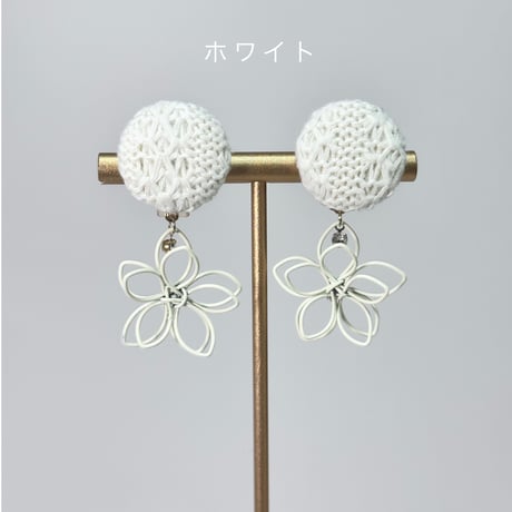 ニットボタン×ワイヤーフラワー