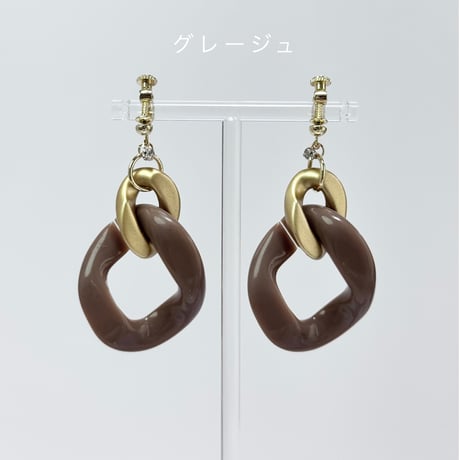 ニュアンスカラー×ゴールドリンク