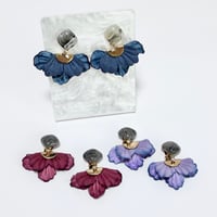 大理石風レジン×ふんわり花びら