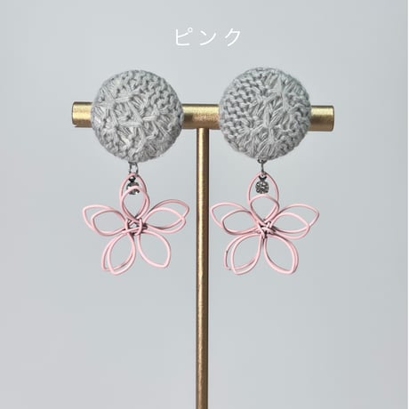 ニットボタン×ワイヤーフラワー