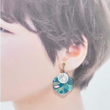 海の水面×シェルニュアンスアクリル