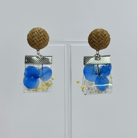 （春夏）紫陽花アクアブルー×イエローsukueaラタン