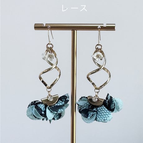 ツイストライン&シフォン／レースフラワー