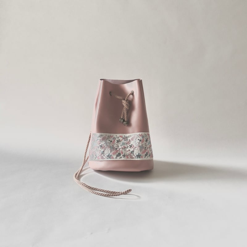 H*T様 アンリークイール　ハンドバッグ　巾着バッグ　ラクダ革　刺繍　花 売り尽くし！】アンリークイールハンドバッグ巾着バッグラクダ革刺繍花