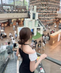 ribbon offshoulder tops［black×white］