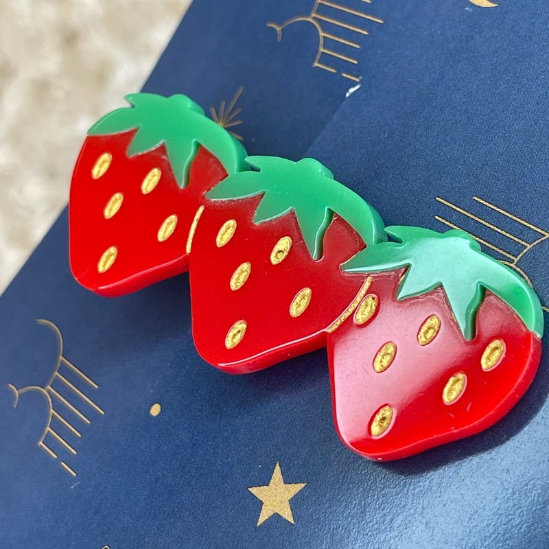 即納】ヘアアクセサリー ストロベリー | Kids MuMu