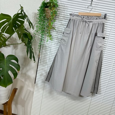 2606-1046】A'lmarl】グレージュ◇サイドライン 異素材フレアSkt 税込6990