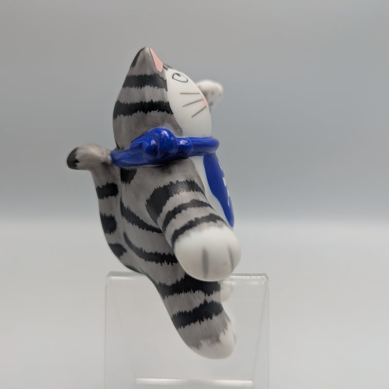 薬師窯 自立しないやんちゃ猫 サバとら 招き猫 サバトラ | よしつねの