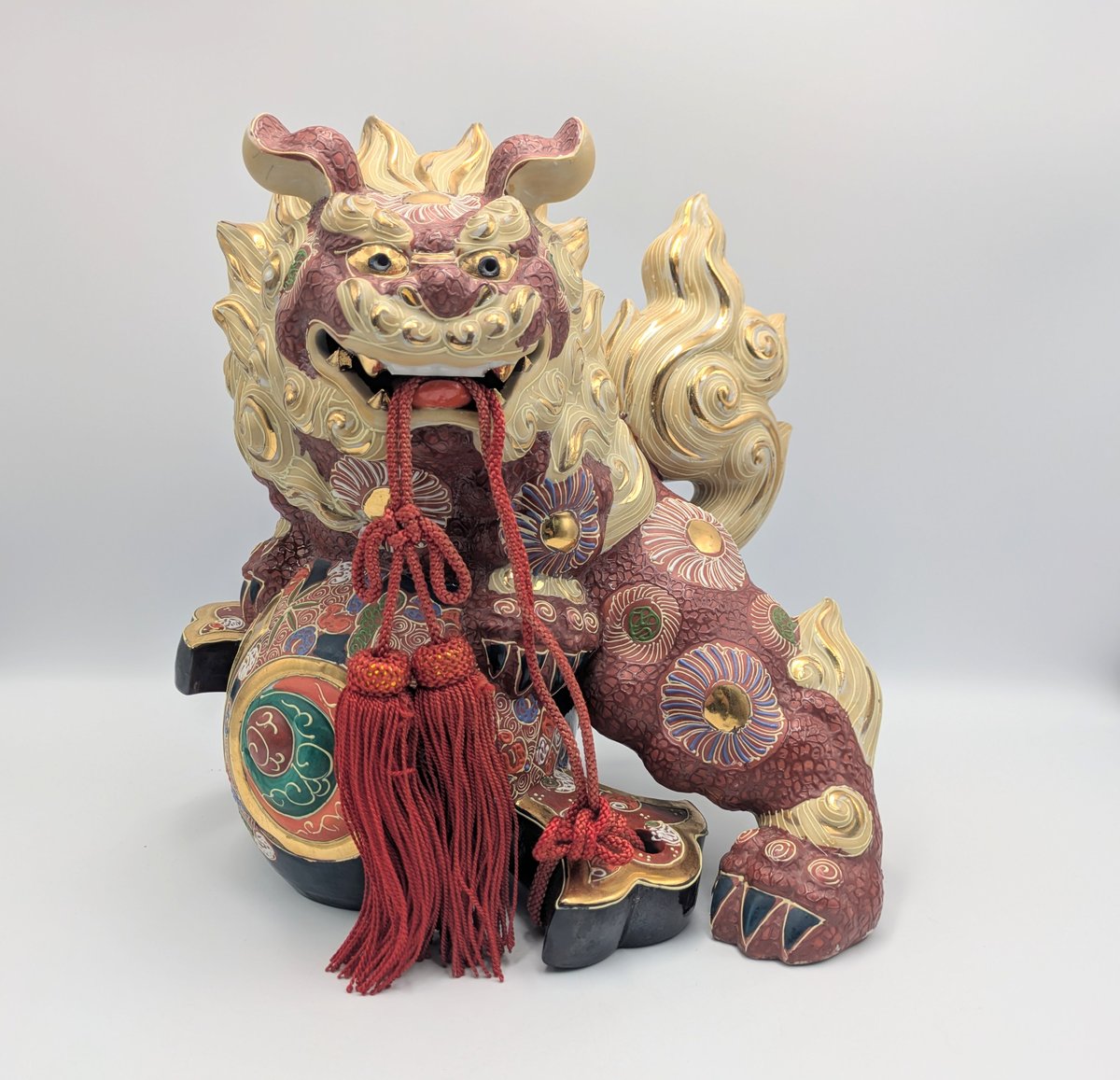 九谷焼 獅子 兜 縁起物 置物 陶器 骨董品 時代物 アンティーク 古民家 九谷焼 獅子 兜 縁起物 置物 陶器 骨董品 時代物 アンティーク