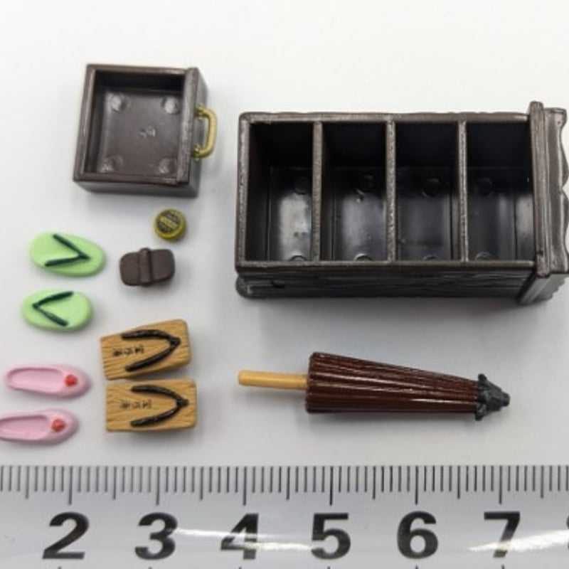 ミニチュア 脱衣所の下駄箱 フィギュア 昭和おもひで 温泉 | よしつね