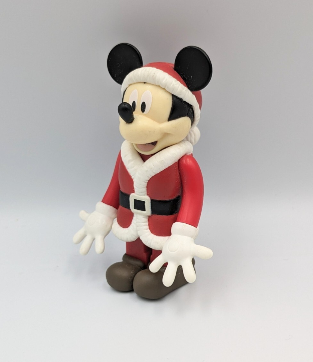 ディズニー キューブリック サンタミッキー シークレット レア