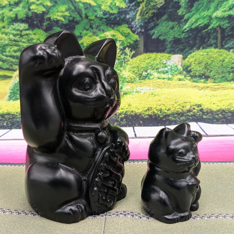 縁起物 招き猫 那智黒石 右手上げ 大 左手上げ 小 2種セット 手磨き