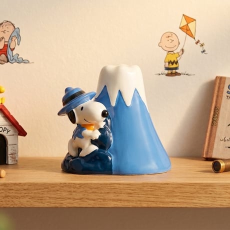 スヌーピー　貯金箱　陶器　オブジェ　置物　インテリア　工芸品　美術品　A2536 PEANUTS スヌーピー 貯金箱 富士山 陶器製 置物 ピーナッツ フィギュア