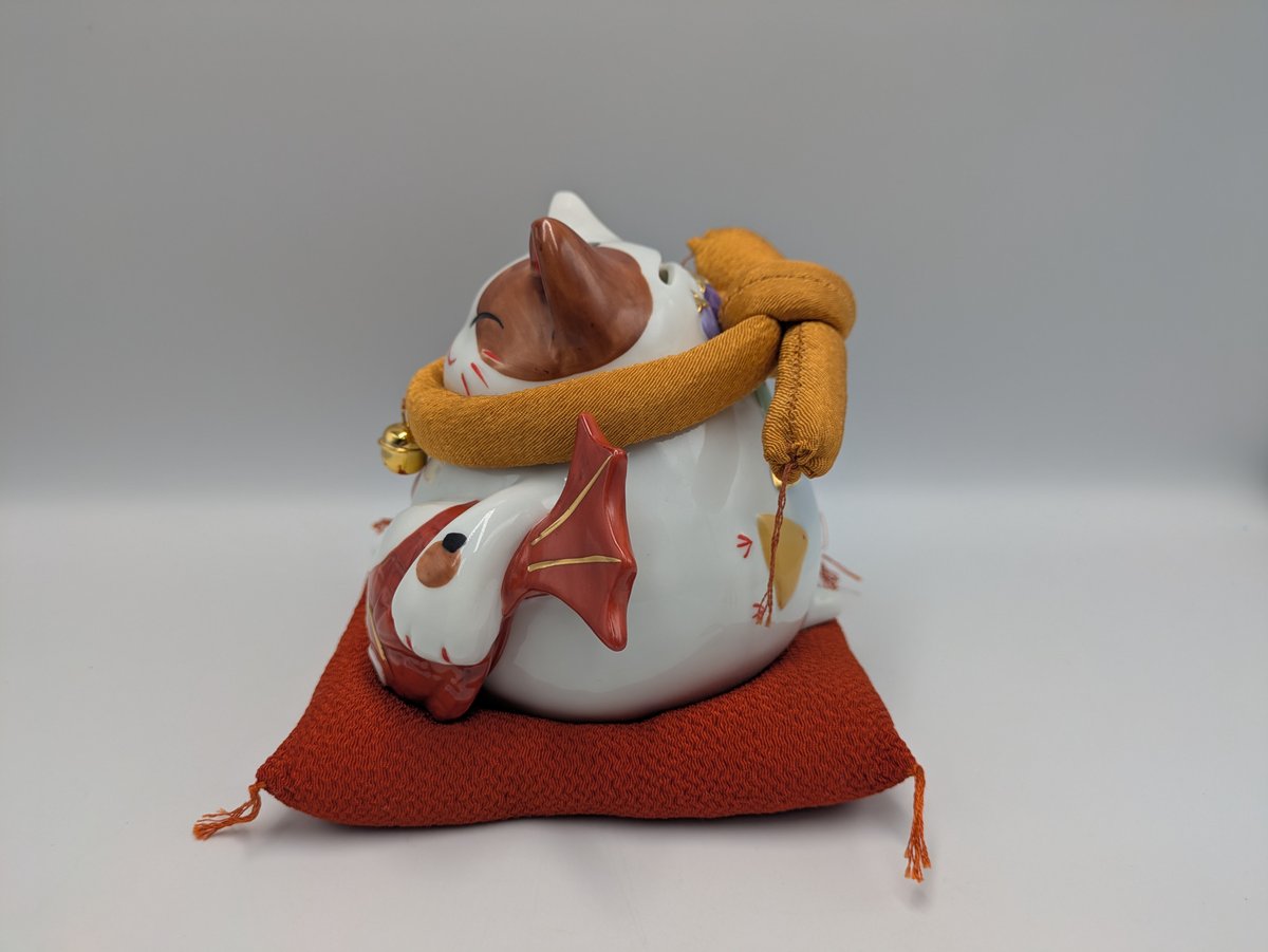 招き猫　猫舎道楽堂　陶器 猫舎道楽堂本舗 招き猫 貯金箱 2個セット - メルカリ