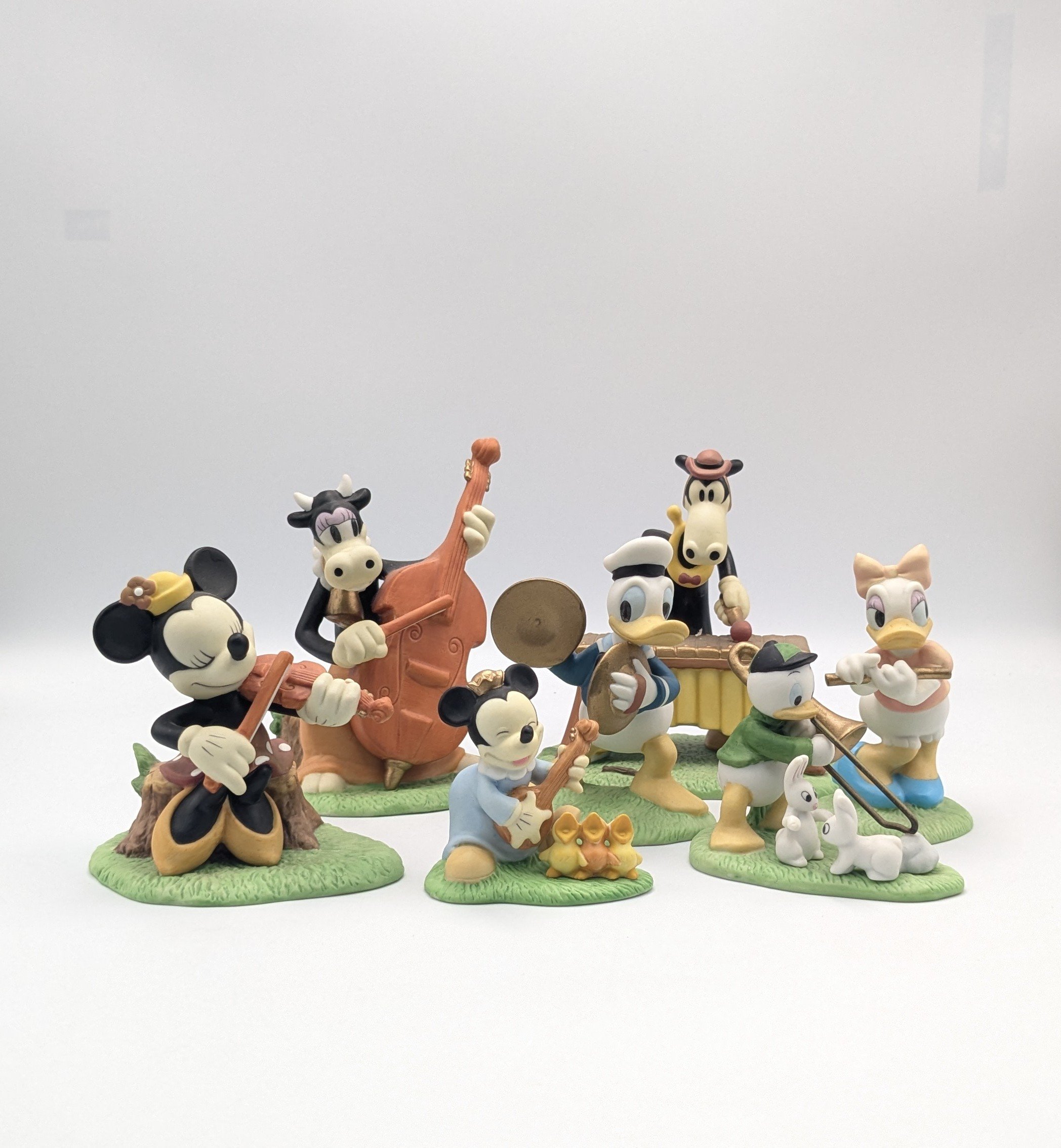 ディズニー フィギュリンワールド 音楽隊 フィギュアセット 三協商事