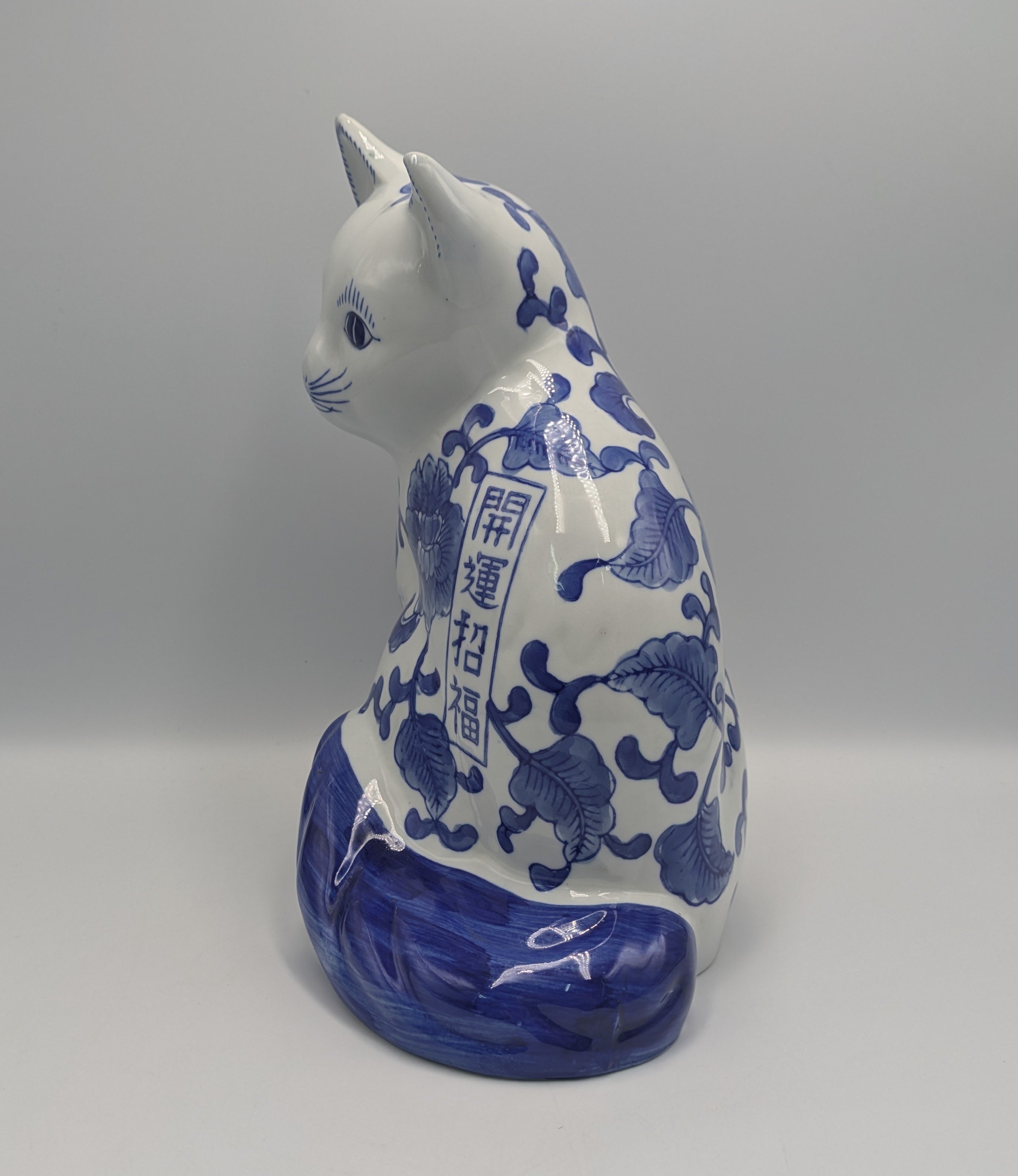 A859 伊万里焼 猫 ねこ染付 色絵 3匹 千客万来 開運招福 置物 縁起物 original