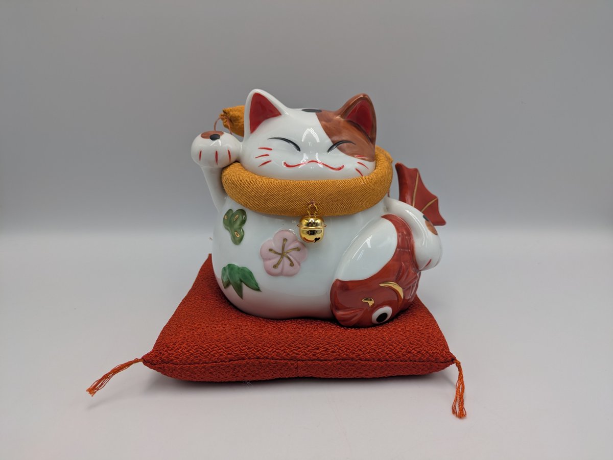 廃盤品！【猫舎本舗 道楽堂】まねき猫 貯金箱 縁起物 置物 アンティーク 猫舎道楽堂本舗 招き猫 左手上げ 扇子 まねきねこ 置物 商売繁盛