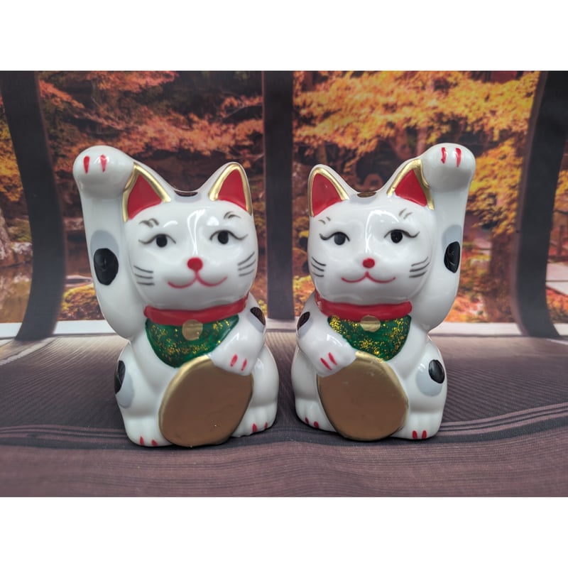 瀬戸焼　まねき猫　招き猫　陶磁器　希少　縁起 磁器 ネコ 瀬戸 焼 招き猫 瀬戸焼 まねき猫 招き猫 陶磁器 希少 縁起