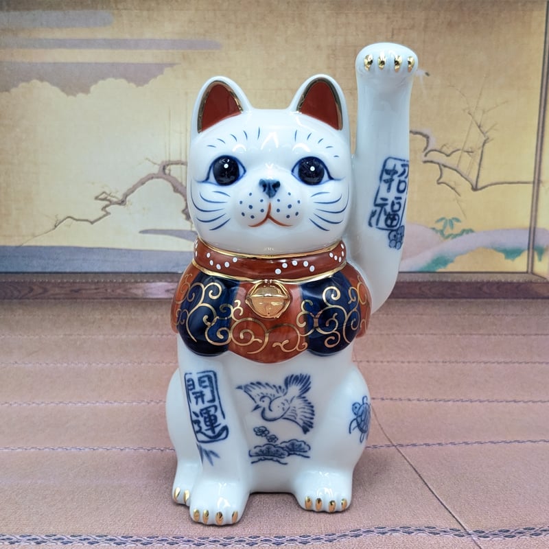 招き猫 縁起物 染錦開運招福招き猫 手長左手上げ 4.5号 置物 | よし
