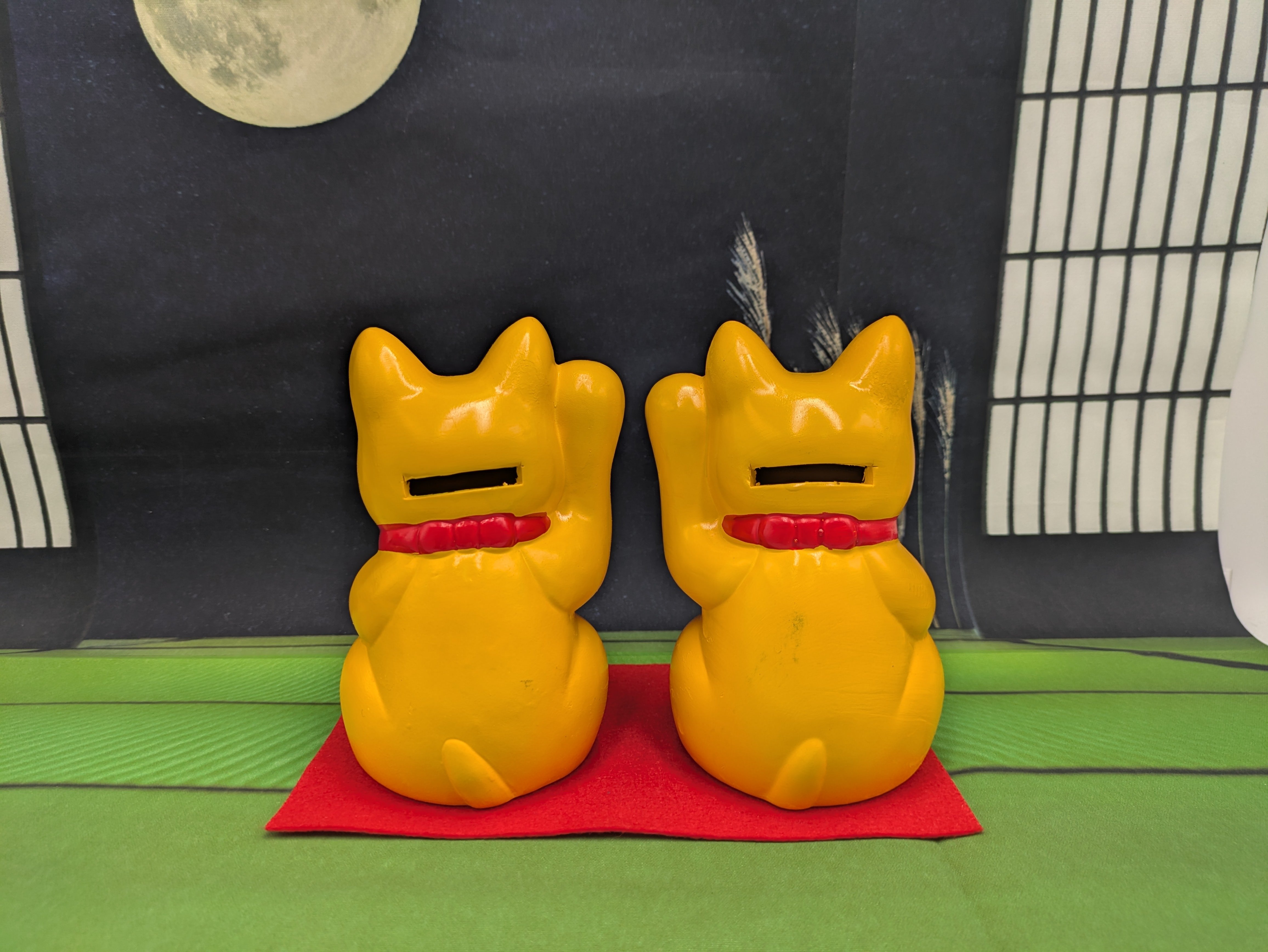 黄色 招き猫 2種セット 瀬戸焼 貯金箱 瀬戸物 陶器 右挙げ 左挙げ 招福