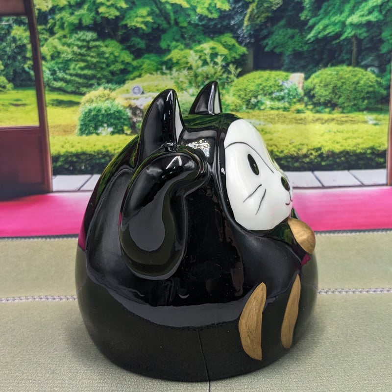 縁起物 招き猫だるま 招き猫 達磨 貯金箱 両手上げ 黒 置物 | よしつね