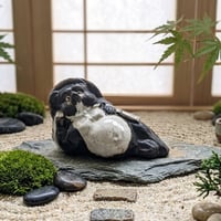 縁起物 たぬき 置物 狸 陶器 オブジェ 寝そべり | よしつねの秘密基地