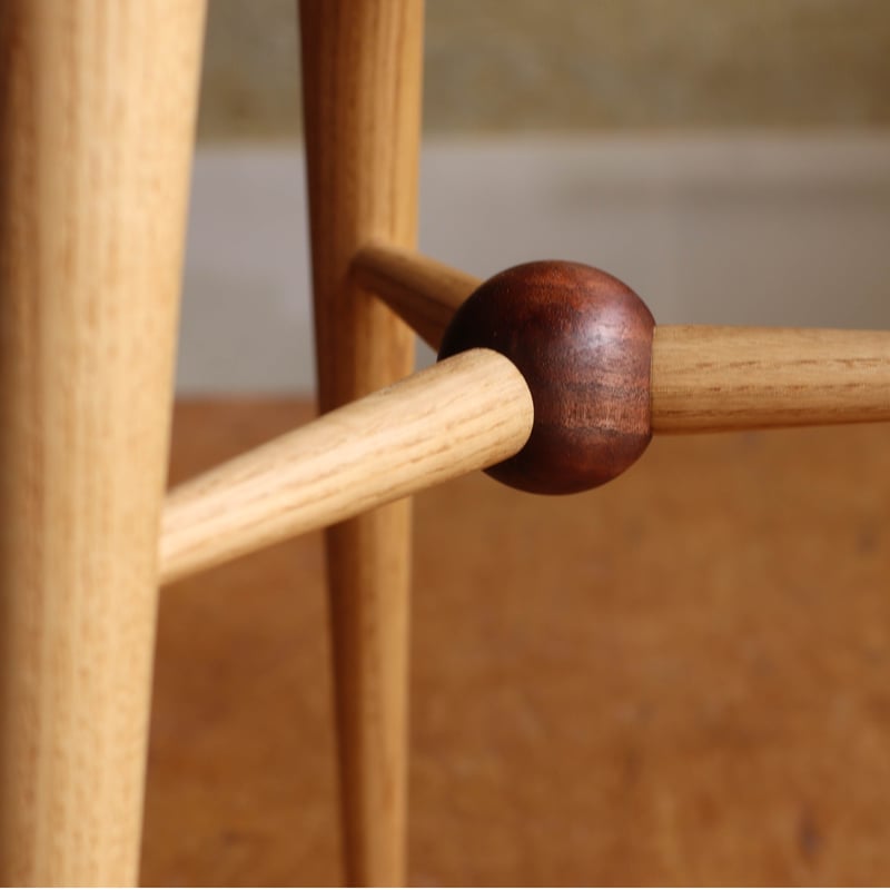 ハイスツール「Sol」 栗 波紋模様座面 | pat woodworking online shop