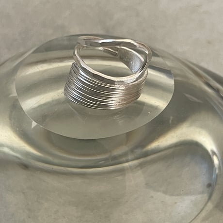 Karen silver　 Two hands ring